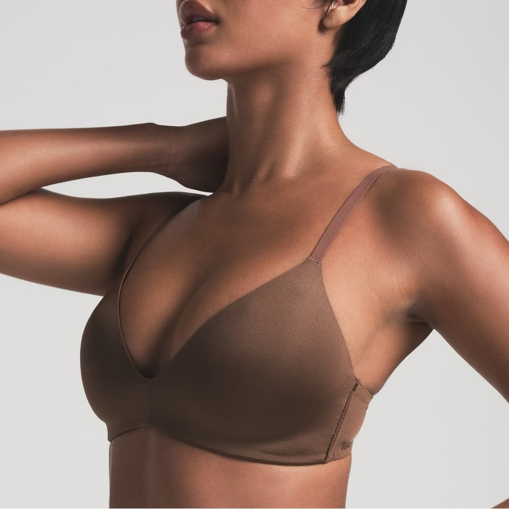 SKIMS Wireless T-Shirt Bra